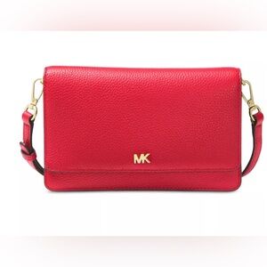 ♥️EUC♥️ MICHAEL KORS Red Mott Pebble Leather Phone Crossbody Wallet ♥️ So Cute♥️